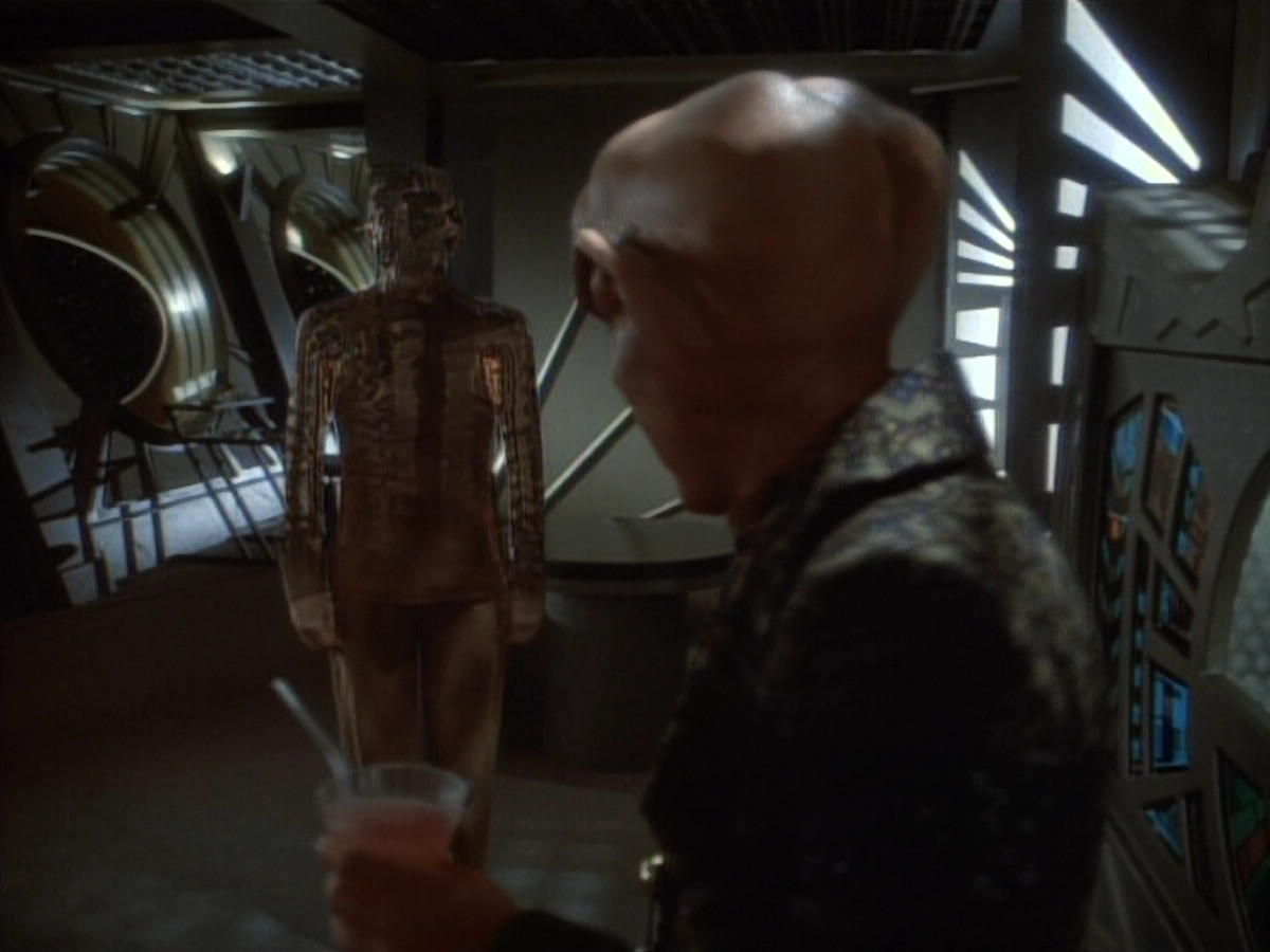 extant_StarTrekDS9_1x05-Babel_01586.jpg