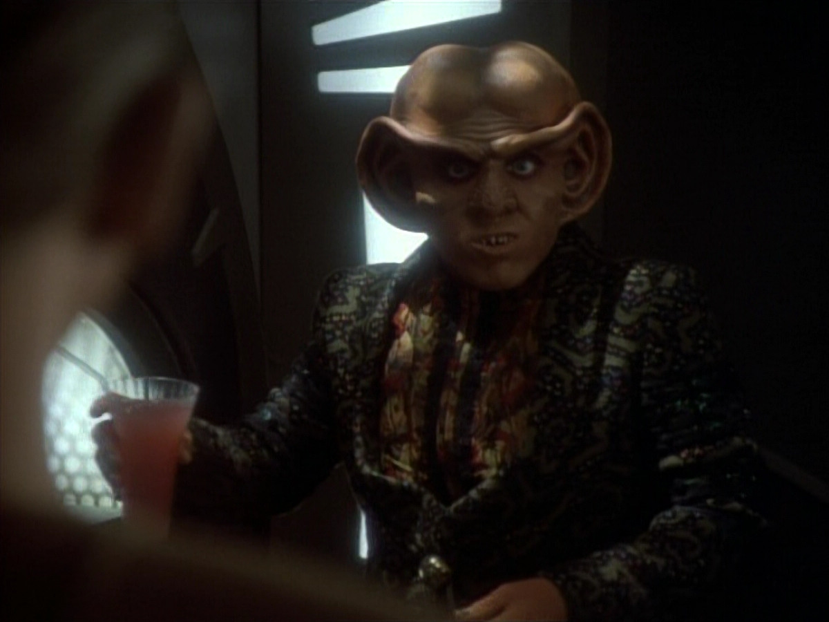 extant_StarTrekDS9_1x05-Babel_01595.jpg