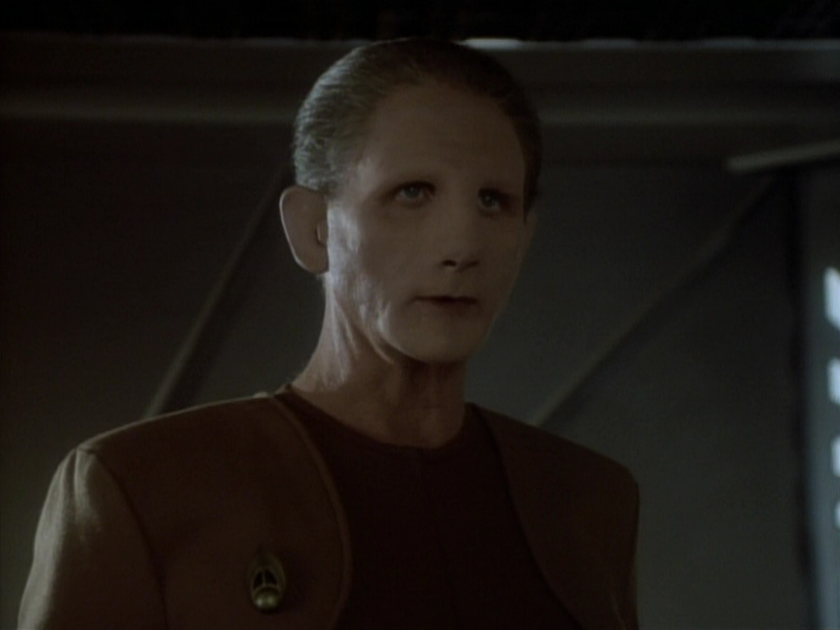 extant_StarTrekDS9_1x05-Babel_01604.jpg