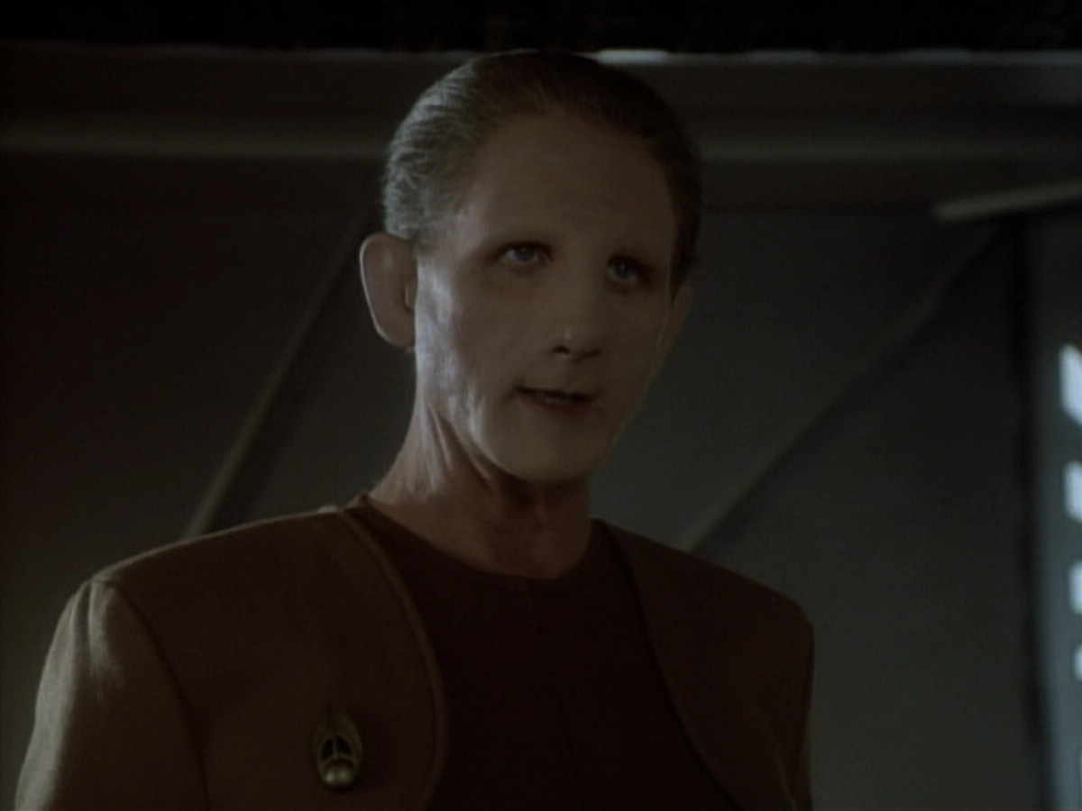 extant_StarTrekDS9_1x05-Babel_01605.jpg