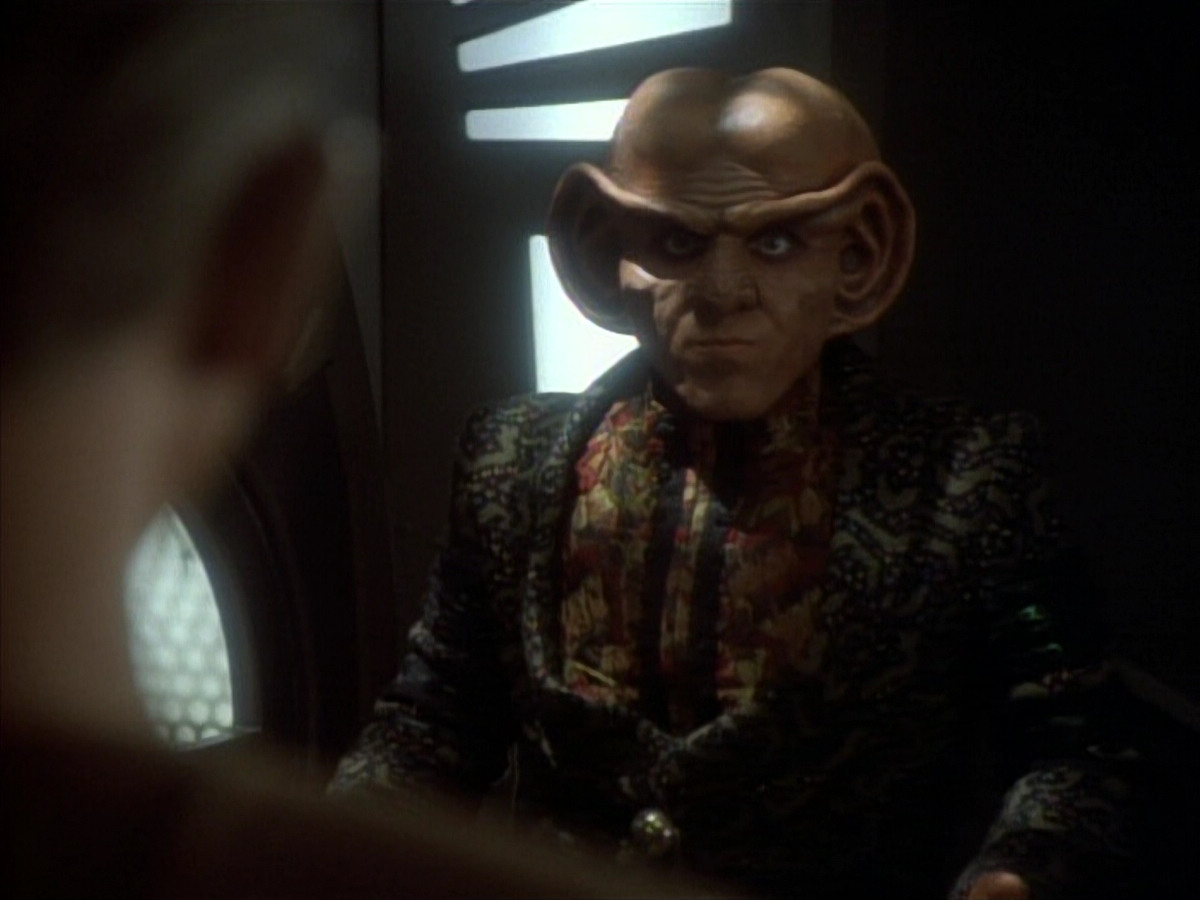extant_StarTrekDS9_1x05-Babel_01608.jpg