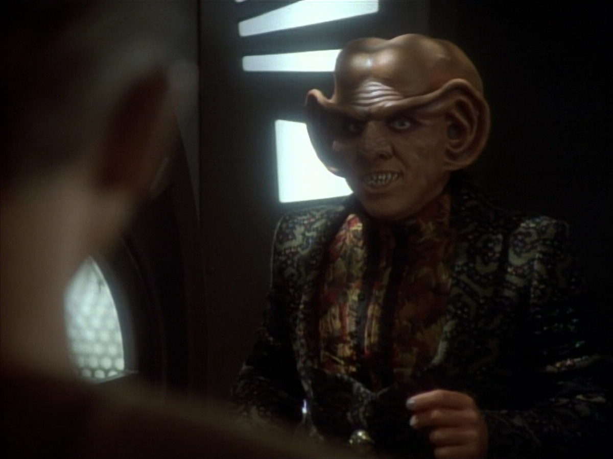 extant_StarTrekDS9_1x05-Babel_01610.jpg