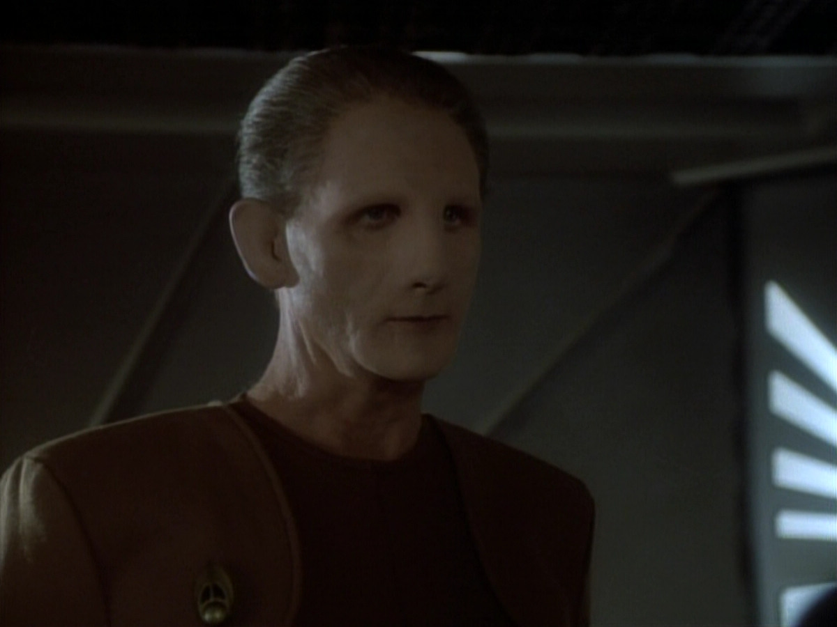 extant_StarTrekDS9_1x05-Babel_01619.jpg