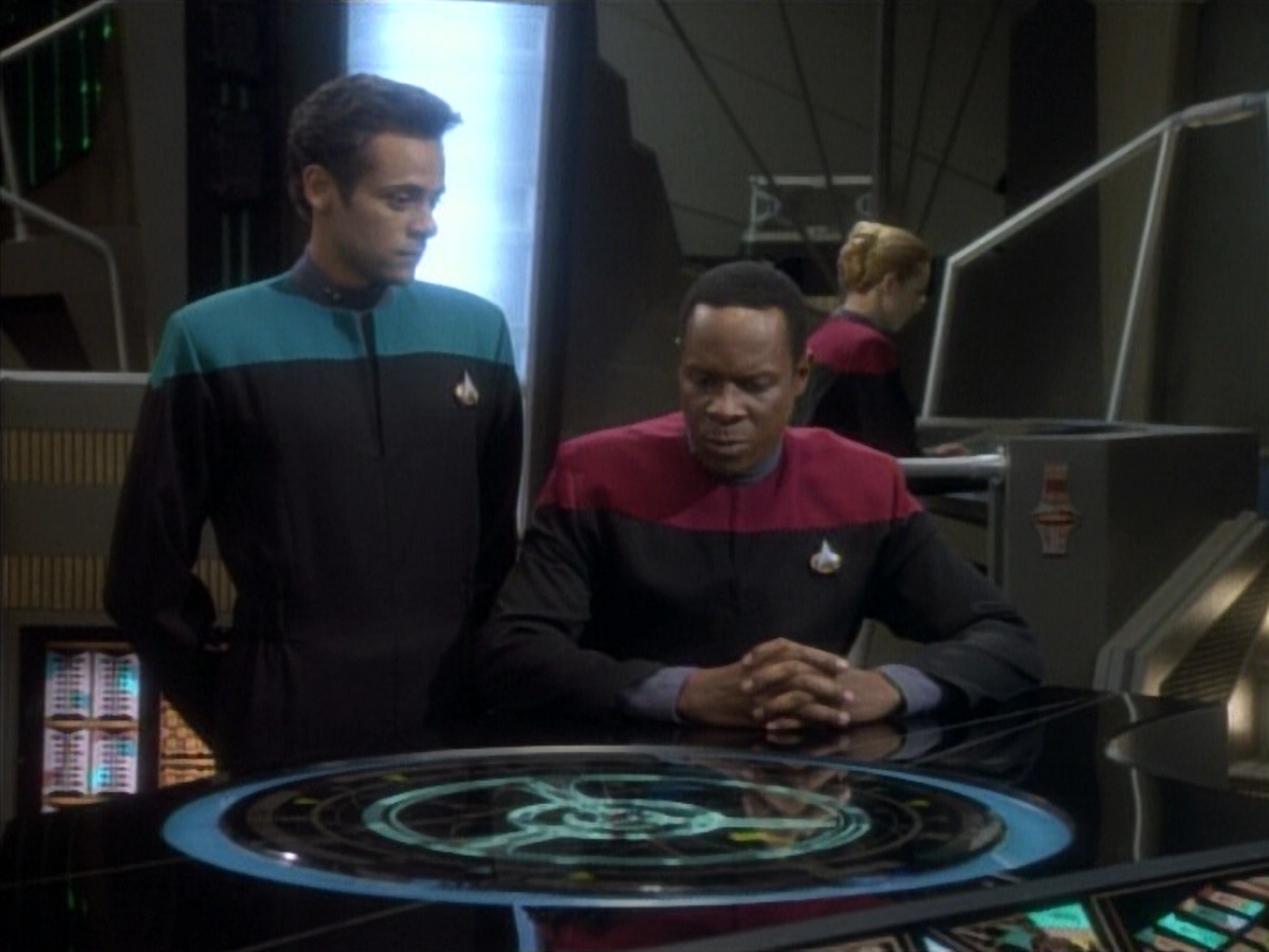 extant_StarTrekDS9_1x05-Babel_01702.jpg