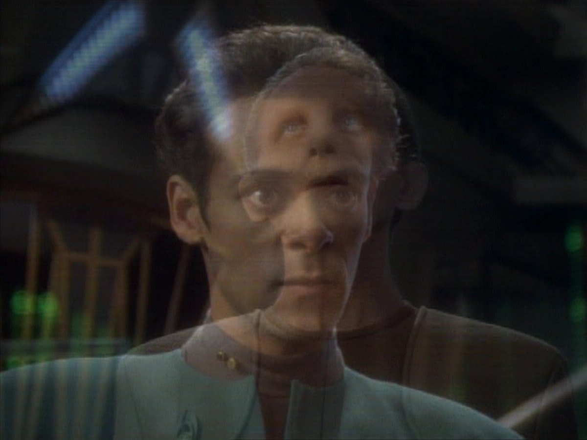 extant_StarTrekDS9_1x05-Babel_01756.jpg