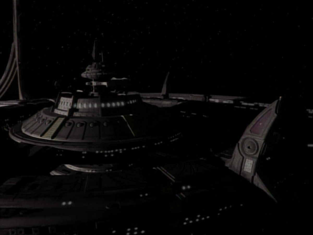 extant_StarTrekDS9_1x05-Babel_01771.jpg