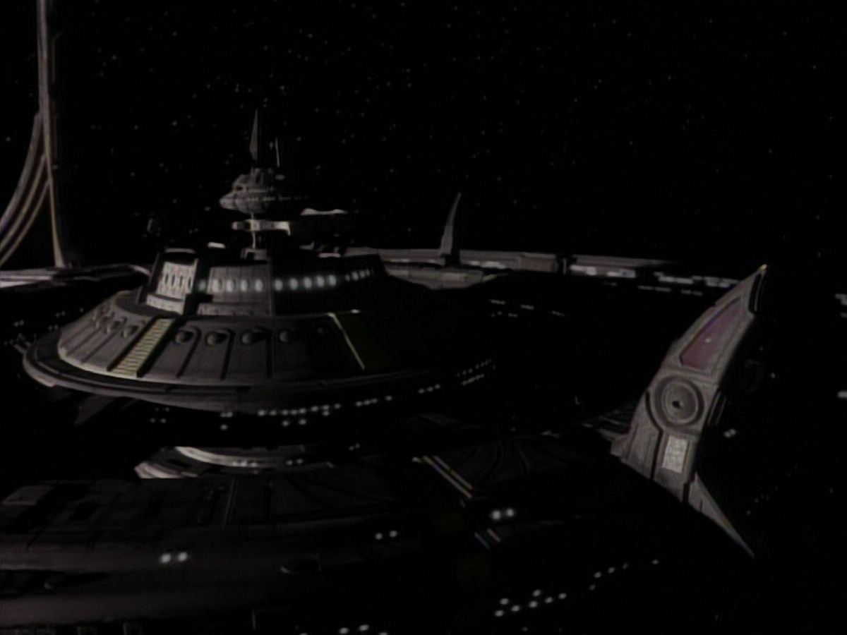 extant_StarTrekDS9_1x05-Babel_01772.jpg