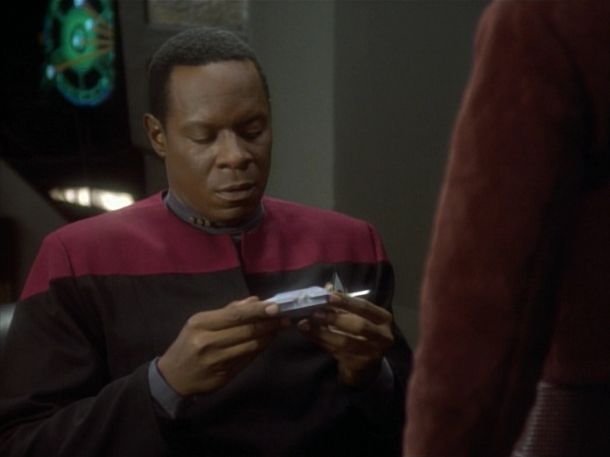 extant_StarTrekDS9_1x05-Babel_01852.jpg