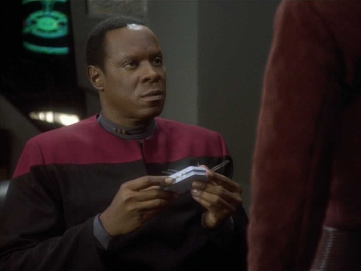 extant_StarTrekDS9_1x05-Babel_01855.jpg