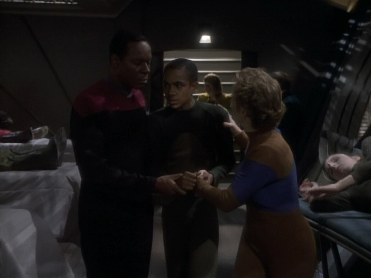 extant_StarTrekDS9_1x05-Babel_01988.jpg