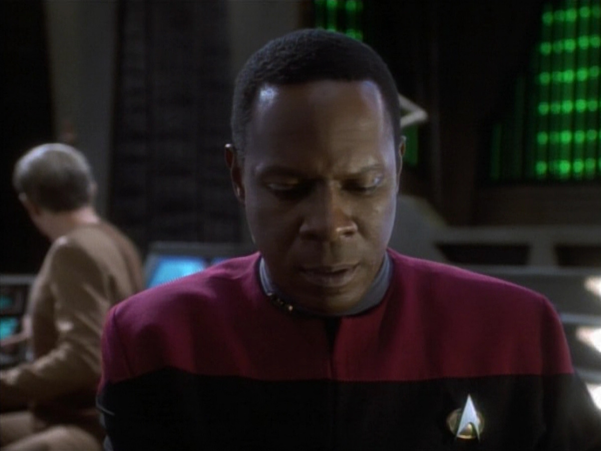extant_StarTrekDS9_1x05-Babel_03049.jpg