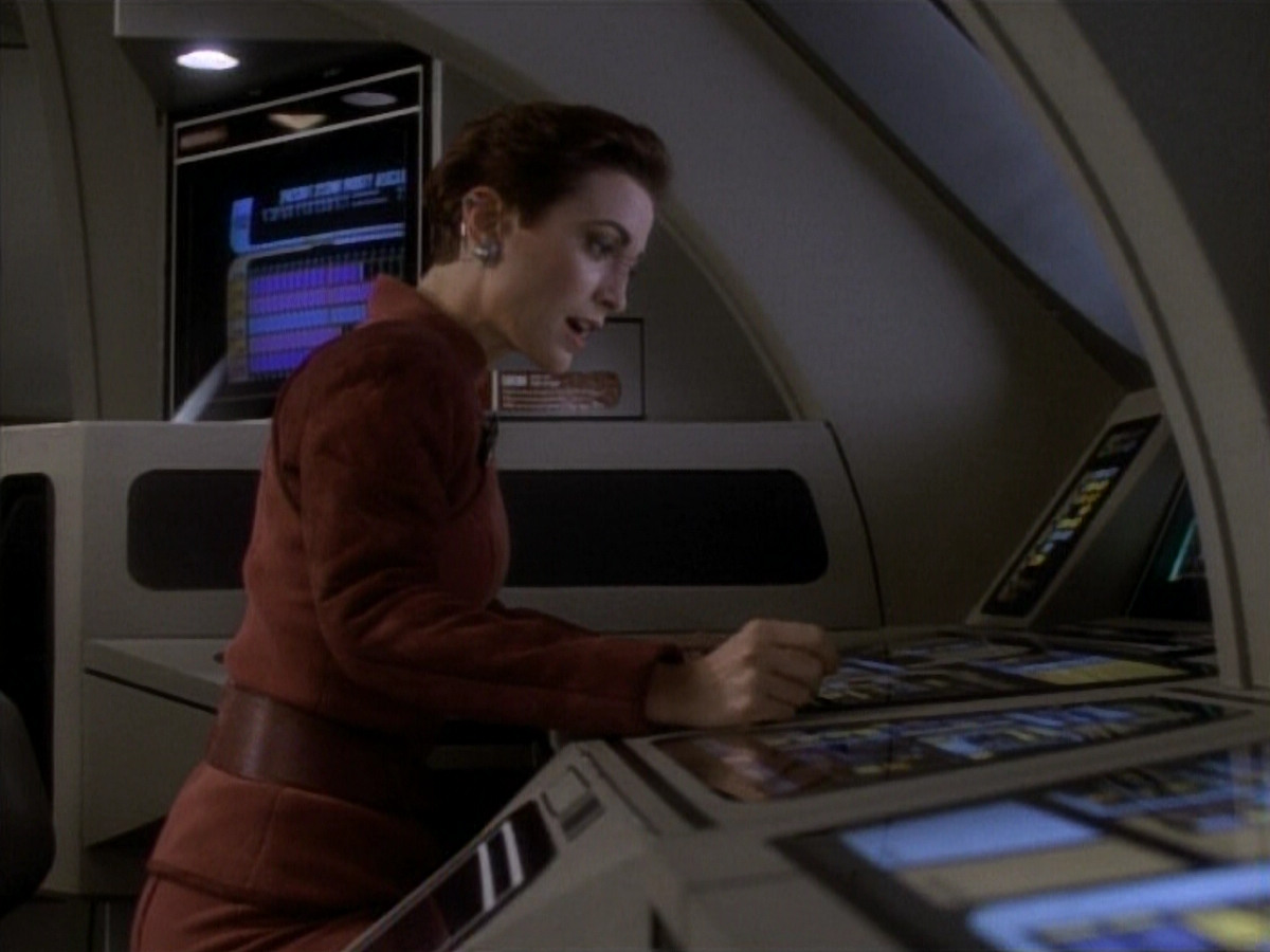 extant_StarTrekDS9_1x05-Babel_03115.jpg
