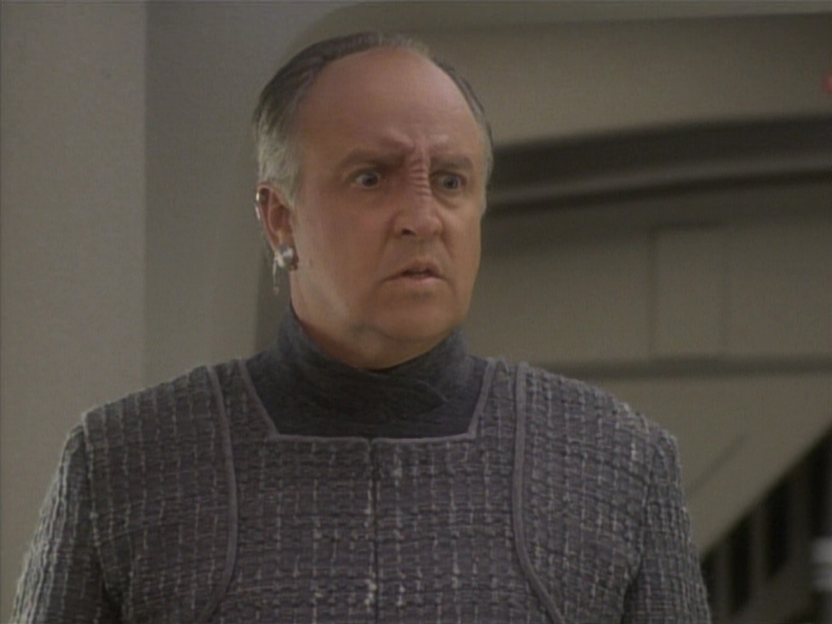 extant_StarTrekDS9_1x05-Babel_03145.jpg