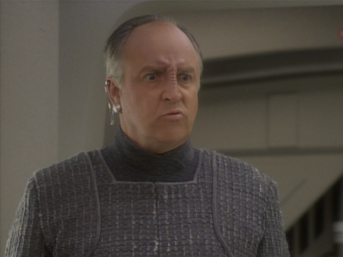extant_StarTrekDS9_1x05-Babel_03146.jpg