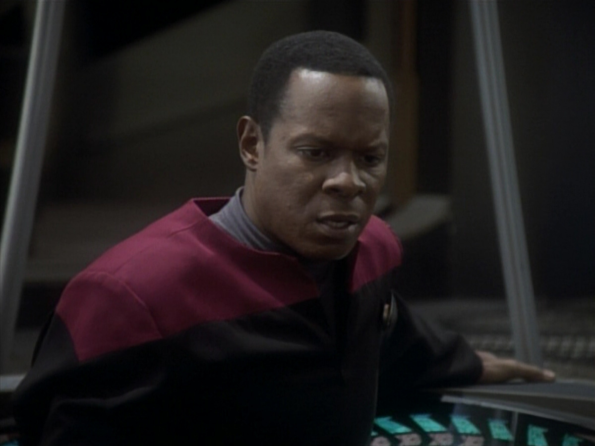 extant_StarTrekDS9_1x05-Babel_03244.jpg
