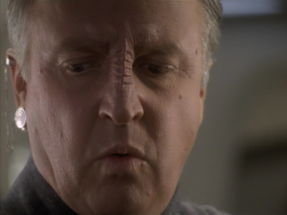 extant_StarTrekDS9_1x05-Babel_03296.jpg