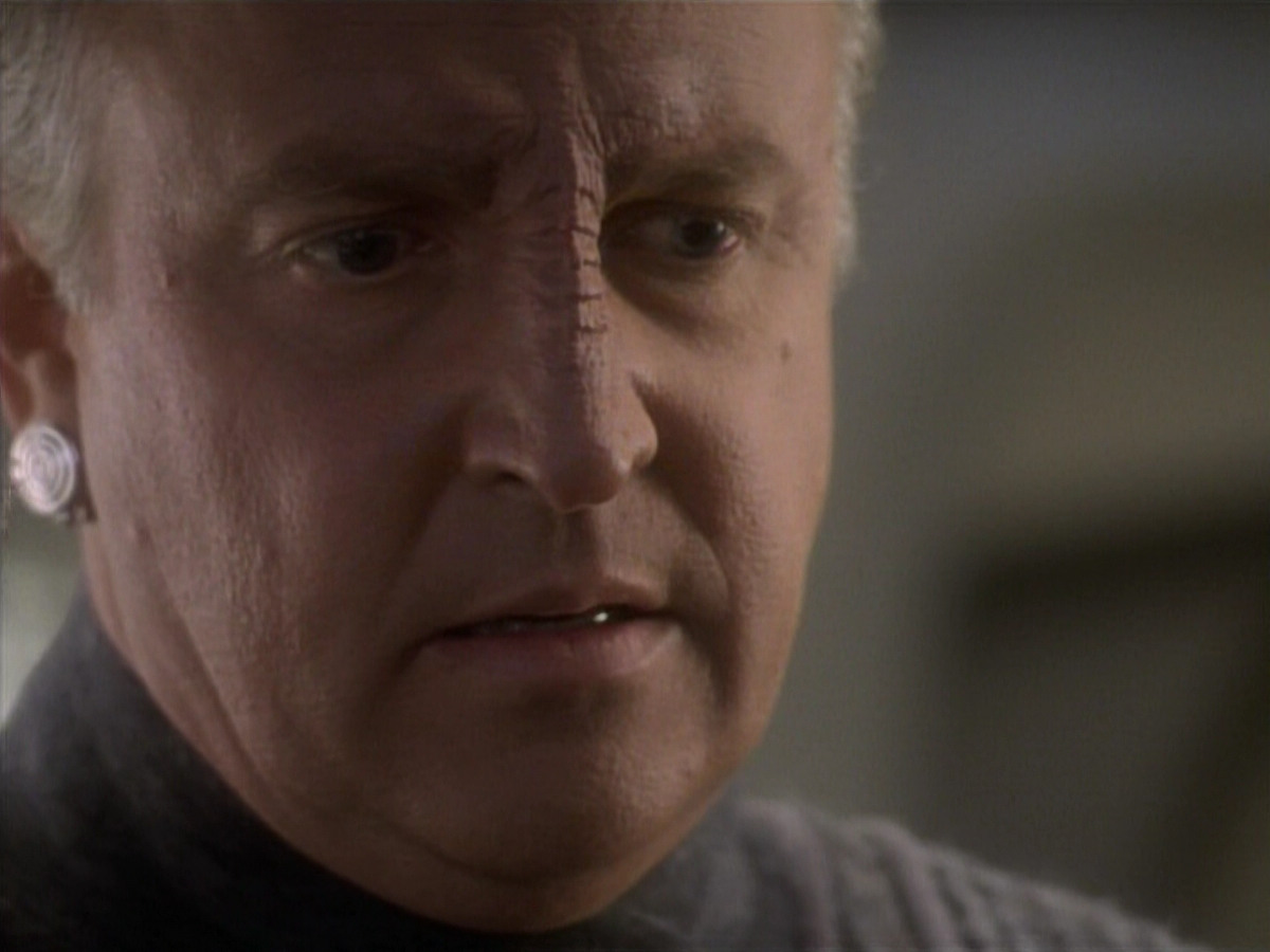 extant_StarTrekDS9_1x05-Babel_03310.jpg