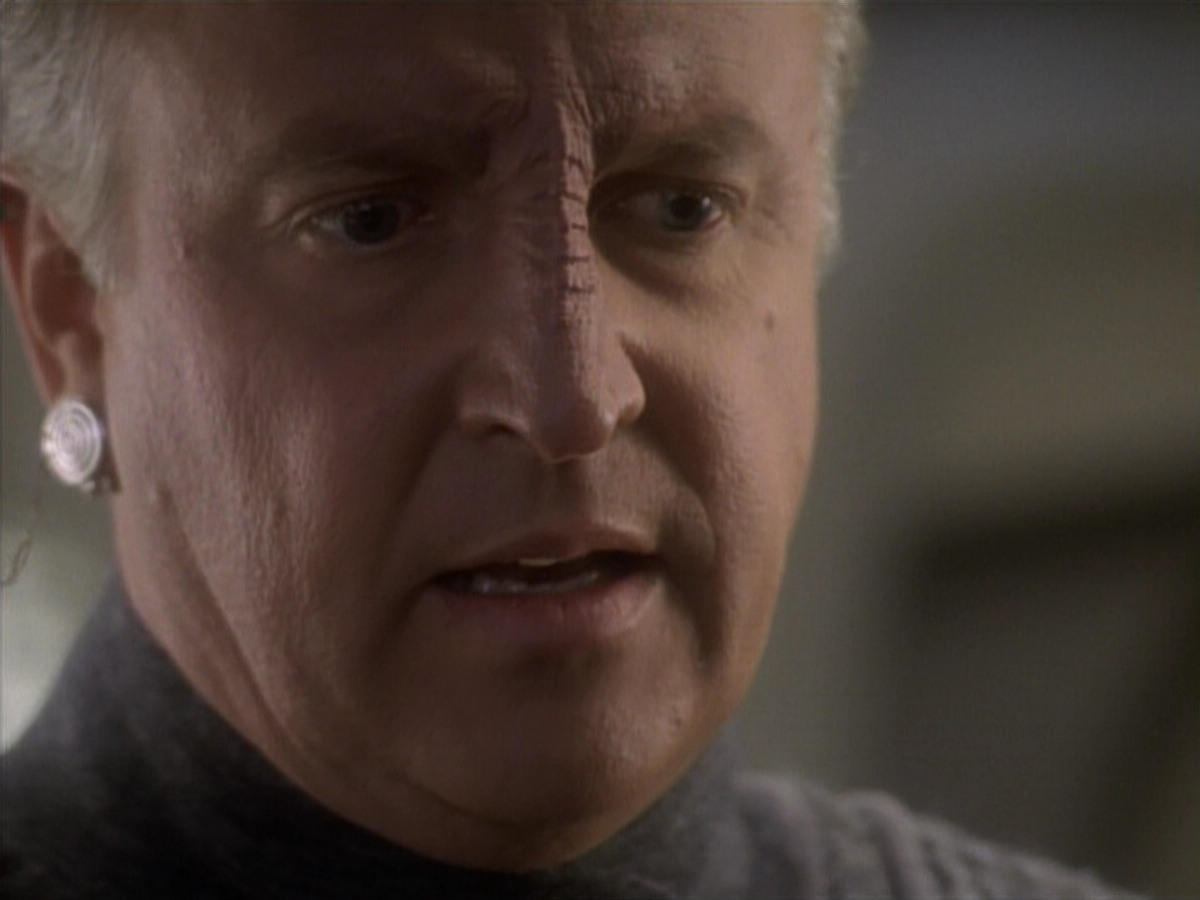 extant_StarTrekDS9_1x05-Babel_03311.jpg