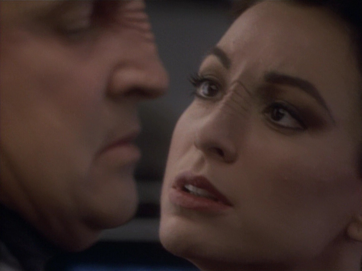 extant_StarTrekDS9_1x05-Babel_03375.jpg