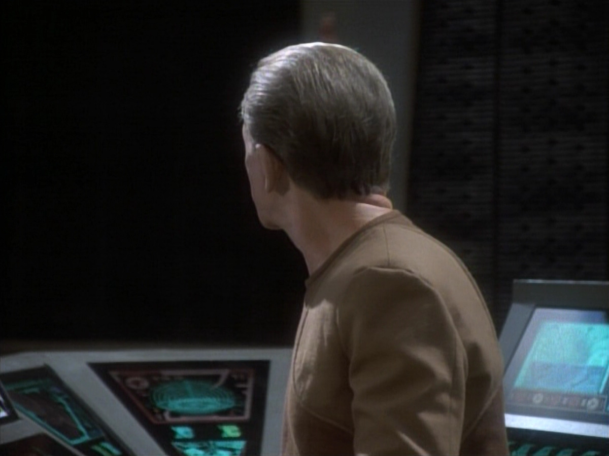 extant_StarTrekDS9_1x05-Babel_03392.jpg