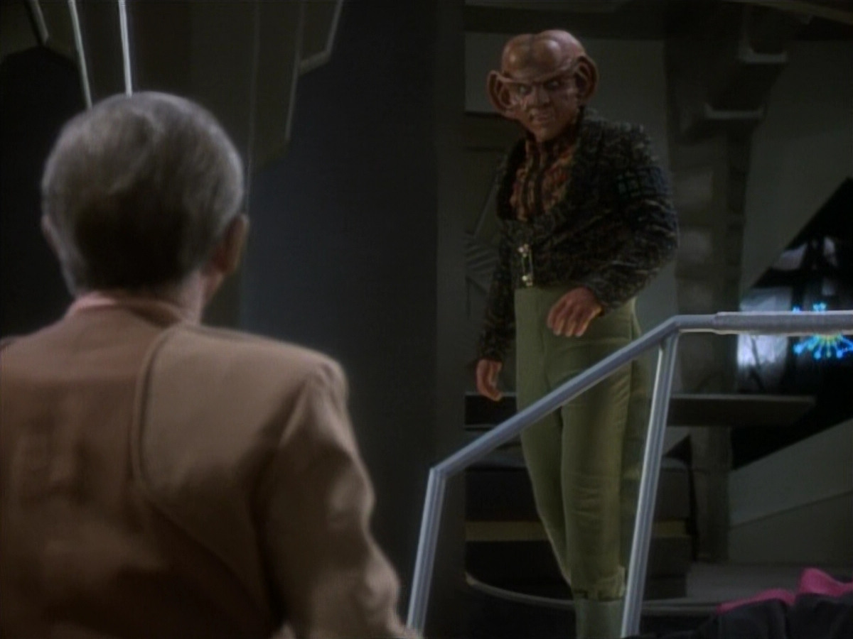 extant_StarTrekDS9_1x05-Babel_03399.jpg