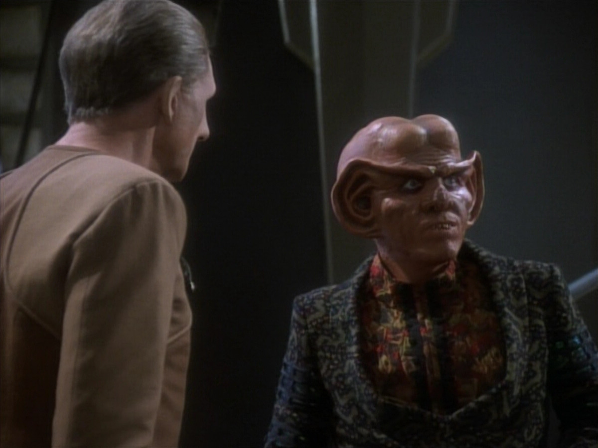 extant_StarTrekDS9_1x05-Babel_03426.jpg