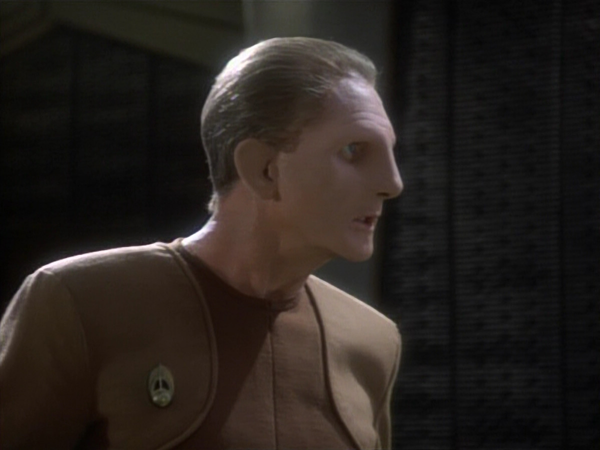 extant_StarTrekDS9_1x05-Babel_03429.jpg