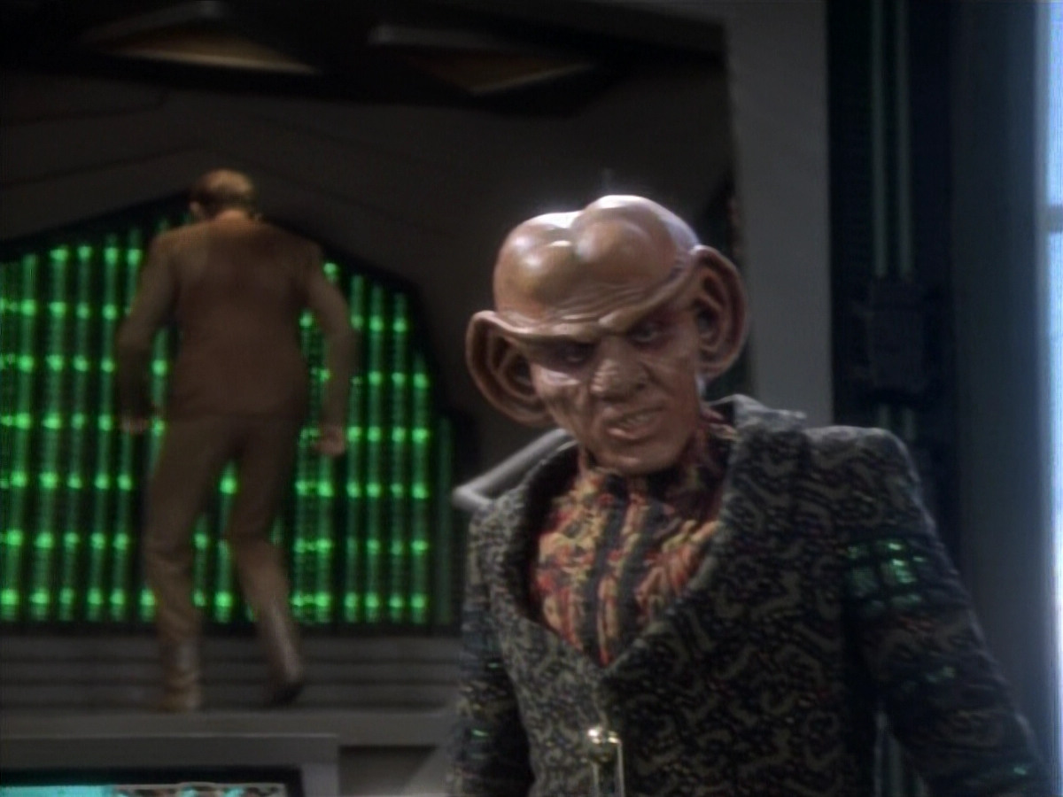 extant_StarTrekDS9_1x05-Babel_03443.jpg