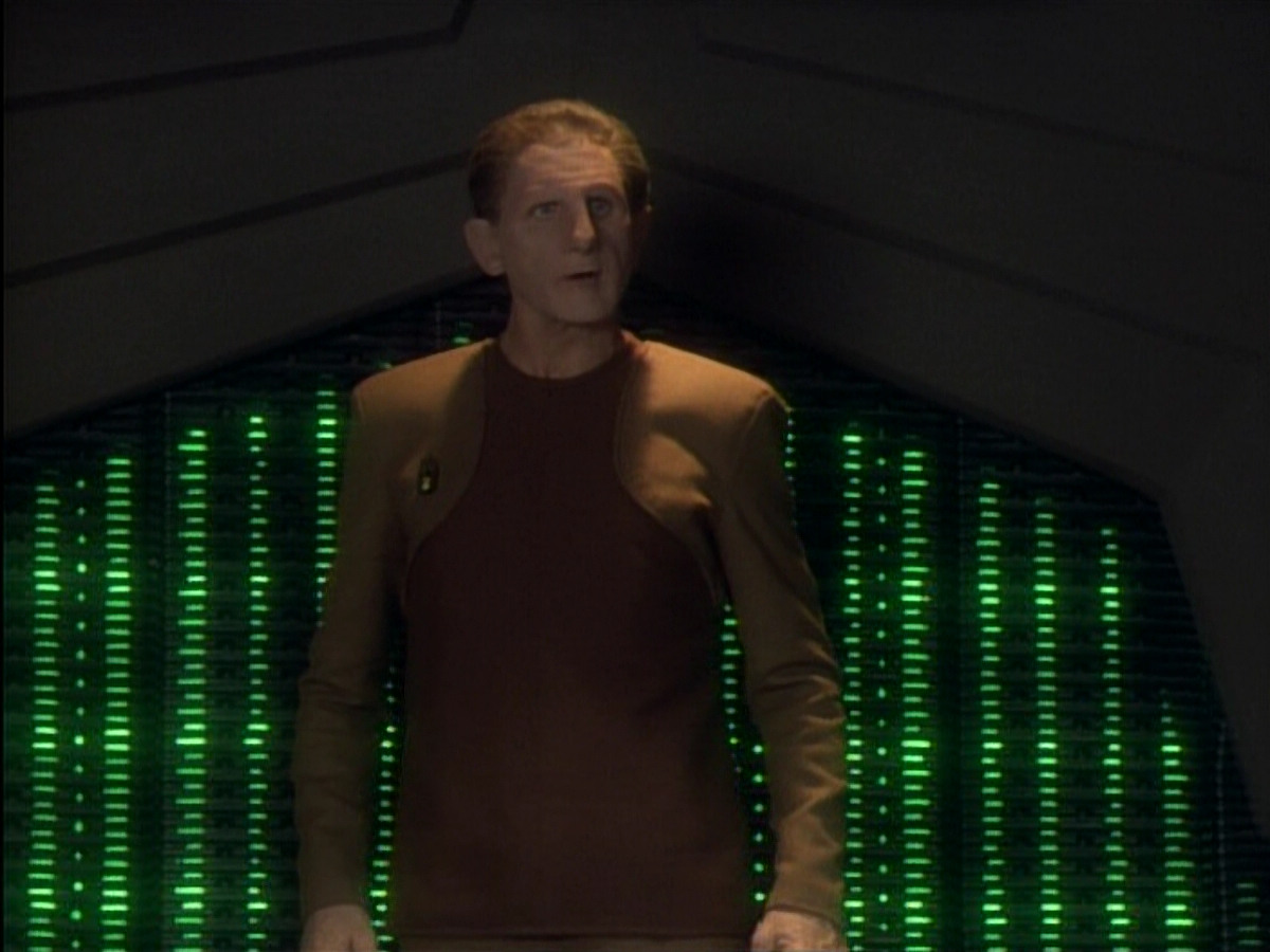 extant_StarTrekDS9_1x05-Babel_03448.jpg
