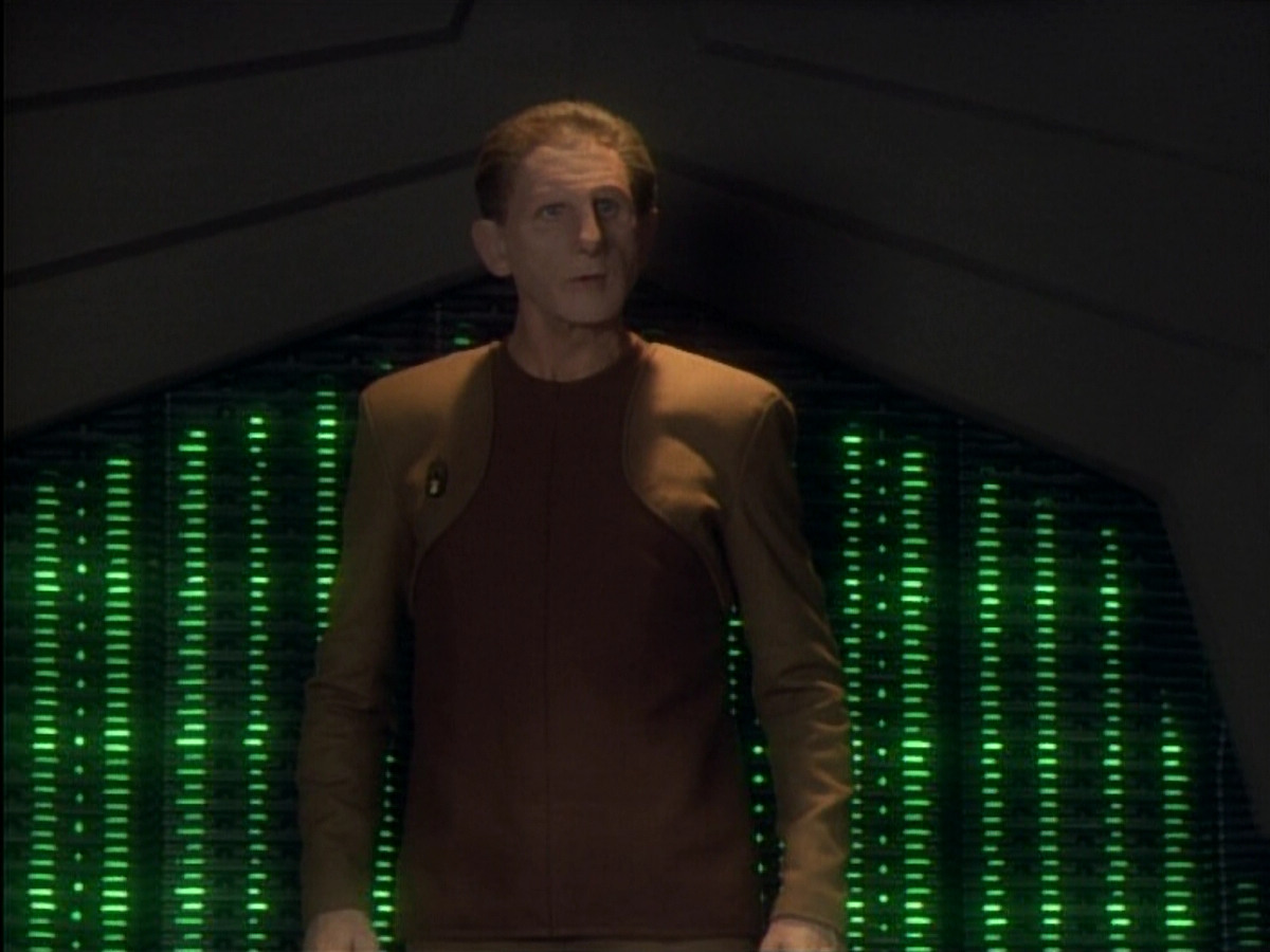 extant_StarTrekDS9_1x05-Babel_03449.jpg