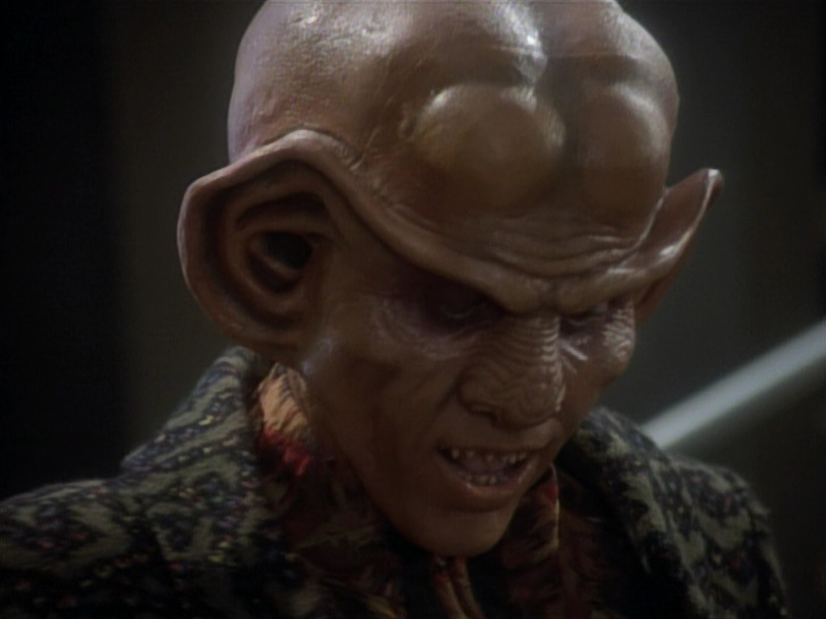 extant_StarTrekDS9_1x05-Babel_03450.jpg