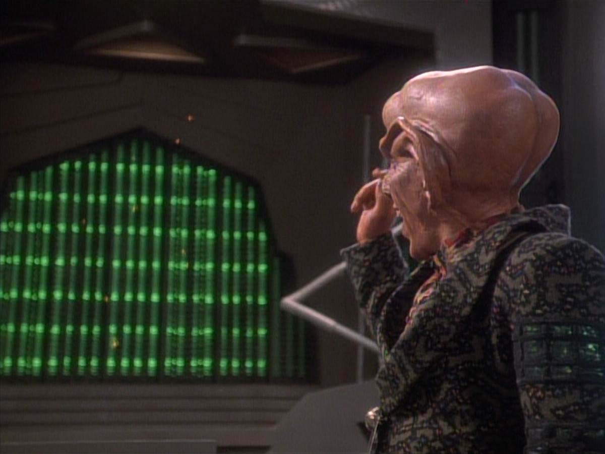 extant_StarTrekDS9_1x05-Babel_03459.jpg