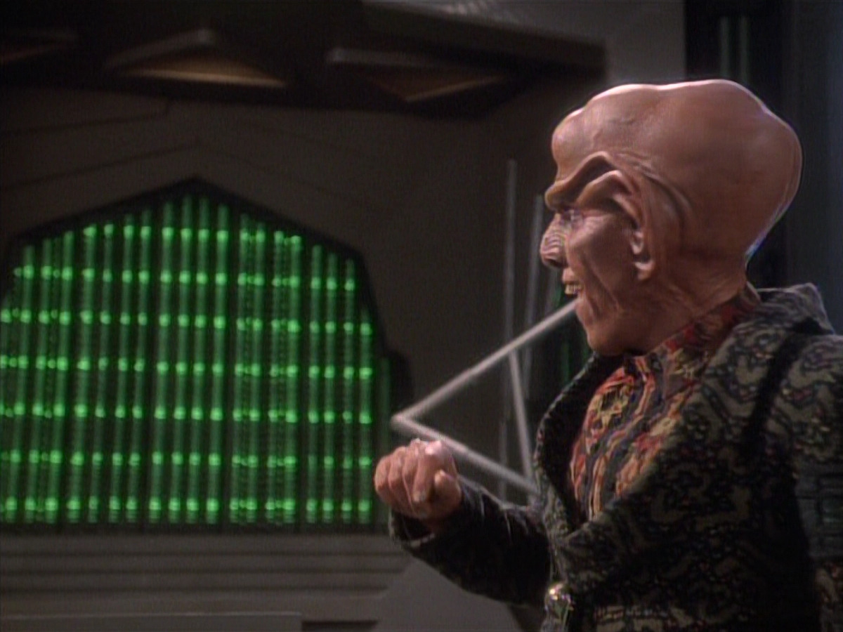 extant_StarTrekDS9_1x05-Babel_03460.jpg