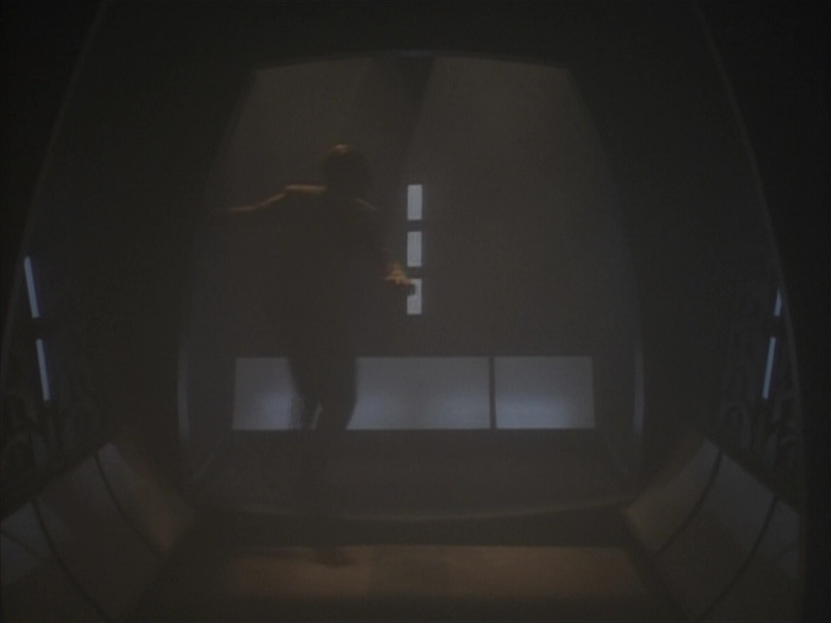 extant_StarTrekDS9_1x05-Babel_03543.jpg