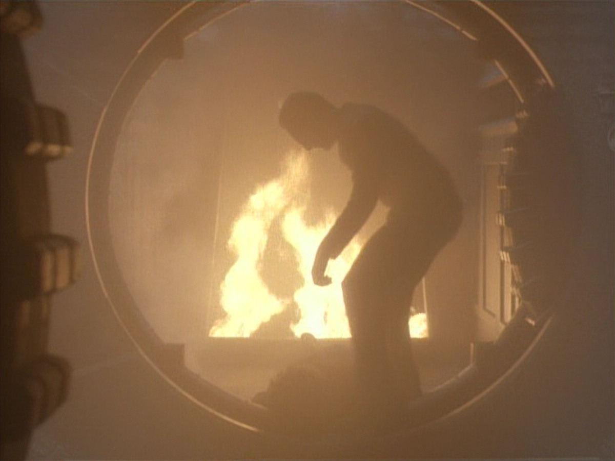 extant_StarTrekDS9_1x05-Babel_03554.jpg