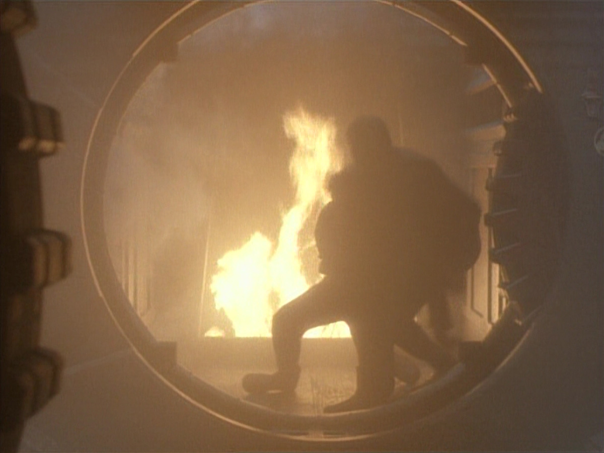 extant_StarTrekDS9_1x05-Babel_03559.jpg