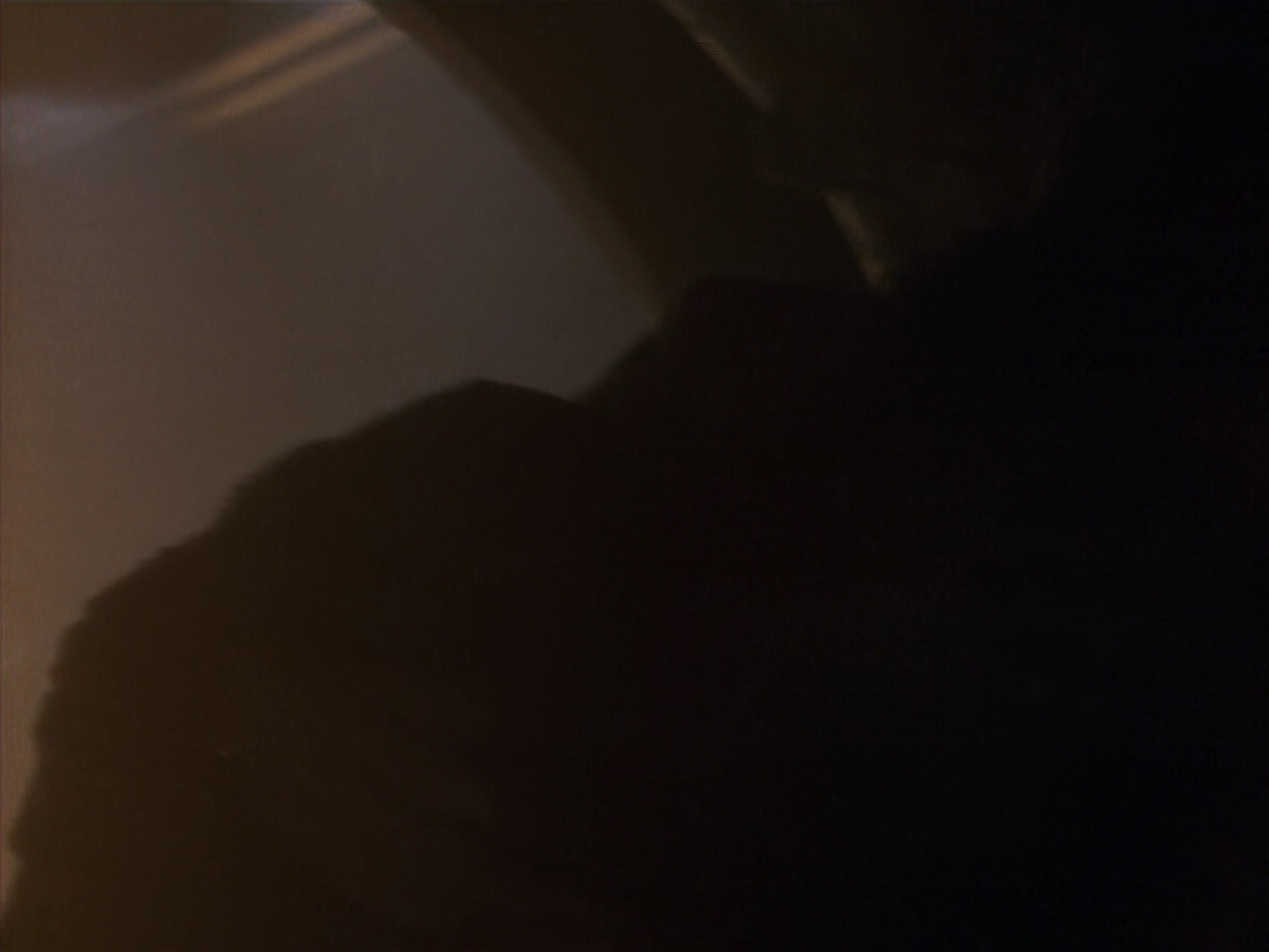 extant_StarTrekDS9_1x05-Babel_03571.jpg