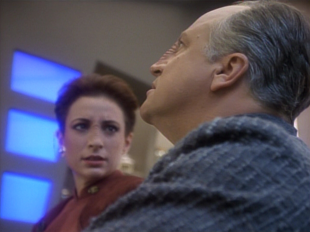 extant_StarTrekDS9_1x05-Babel_03588.jpg