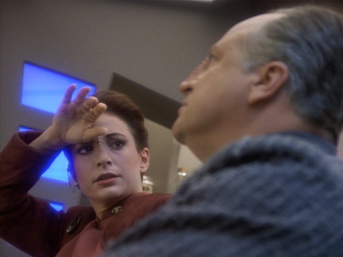 extant_StarTrekDS9_1x05-Babel_03607.jpg