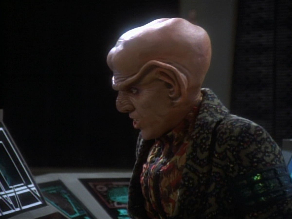 extant_StarTrekDS9_1x05-Babel_03631.jpg