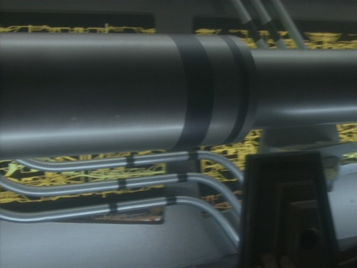 extant_StarTrekDS9_1x05-Babel_03645.jpg