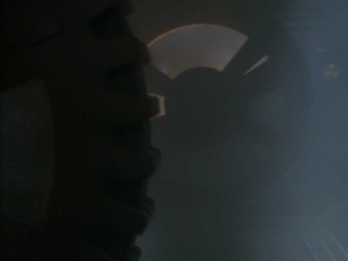 extant_StarTrekDS9_1x05-Babel_03652.jpg