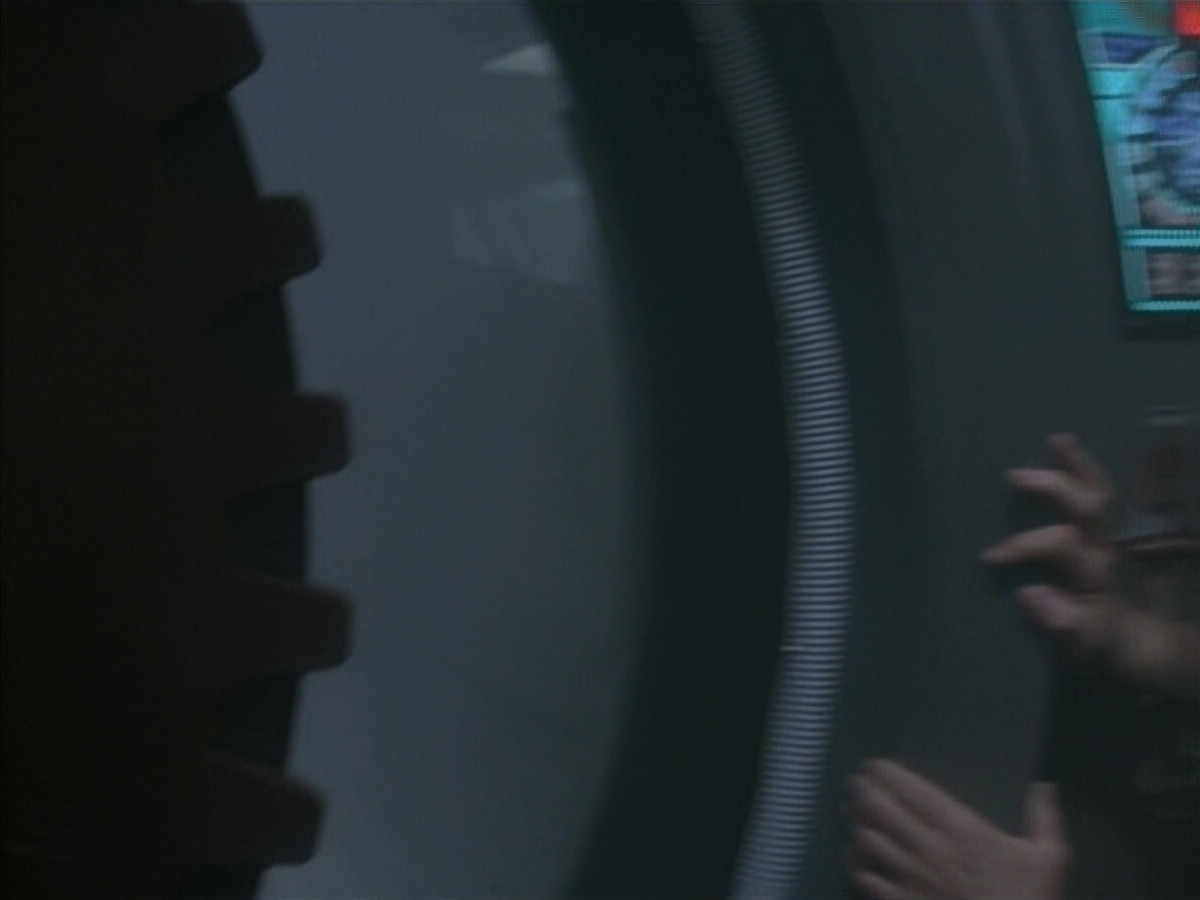 extant_StarTrekDS9_1x05-Babel_03654.jpg