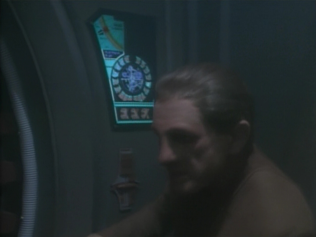 extant_StarTrekDS9_1x05-Babel_03657.jpg