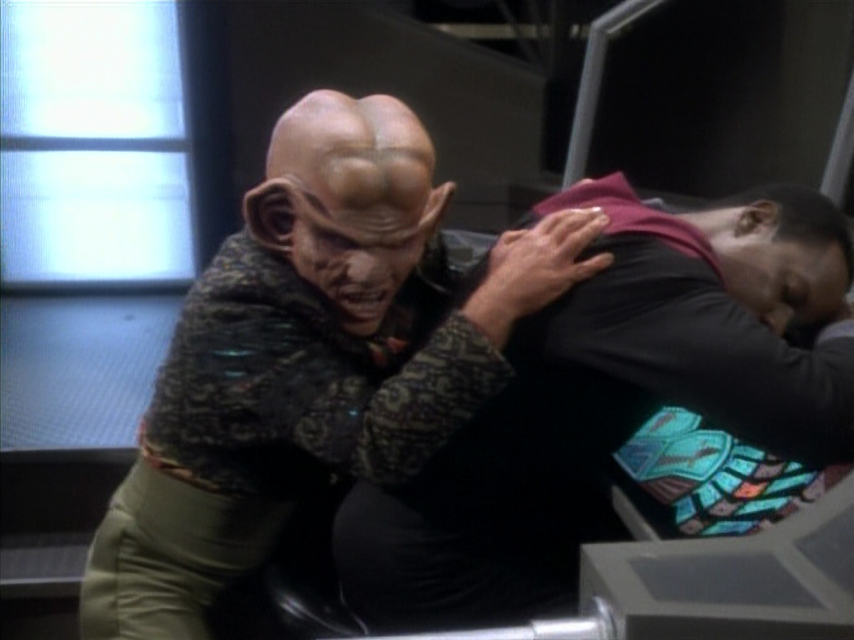extant_StarTrekDS9_1x05-Babel_03674.jpg