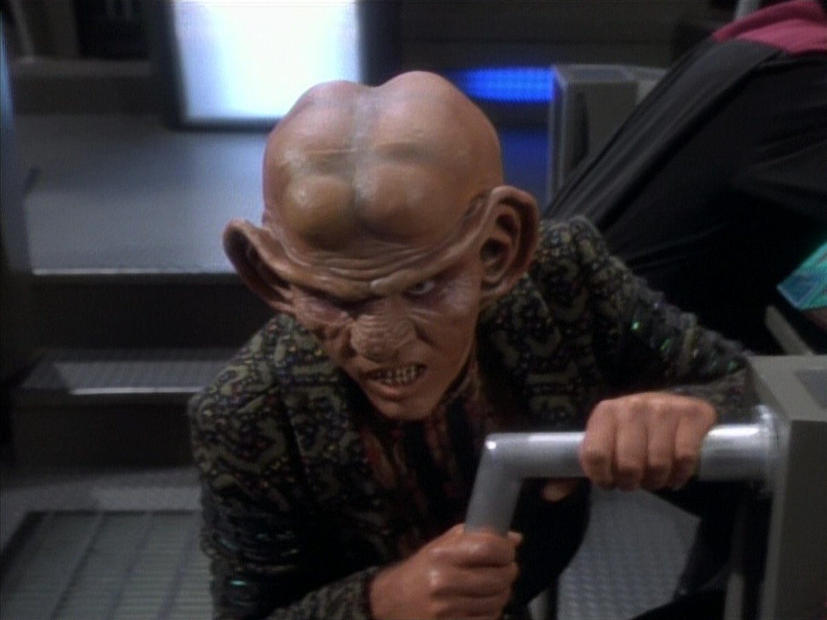 extant_StarTrekDS9_1x05-Babel_03678.jpg