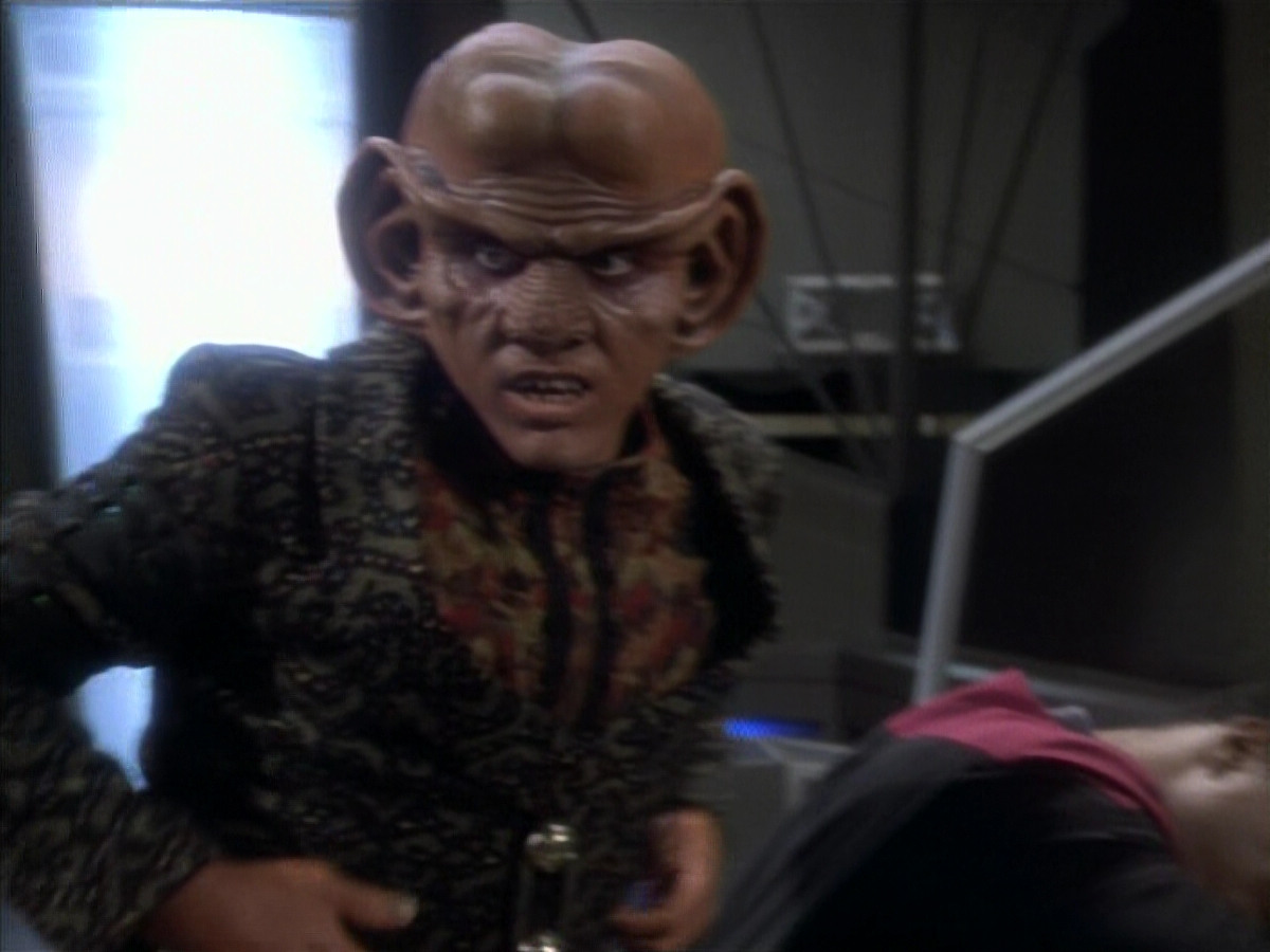 extant_StarTrekDS9_1x05-Babel_03688.jpg