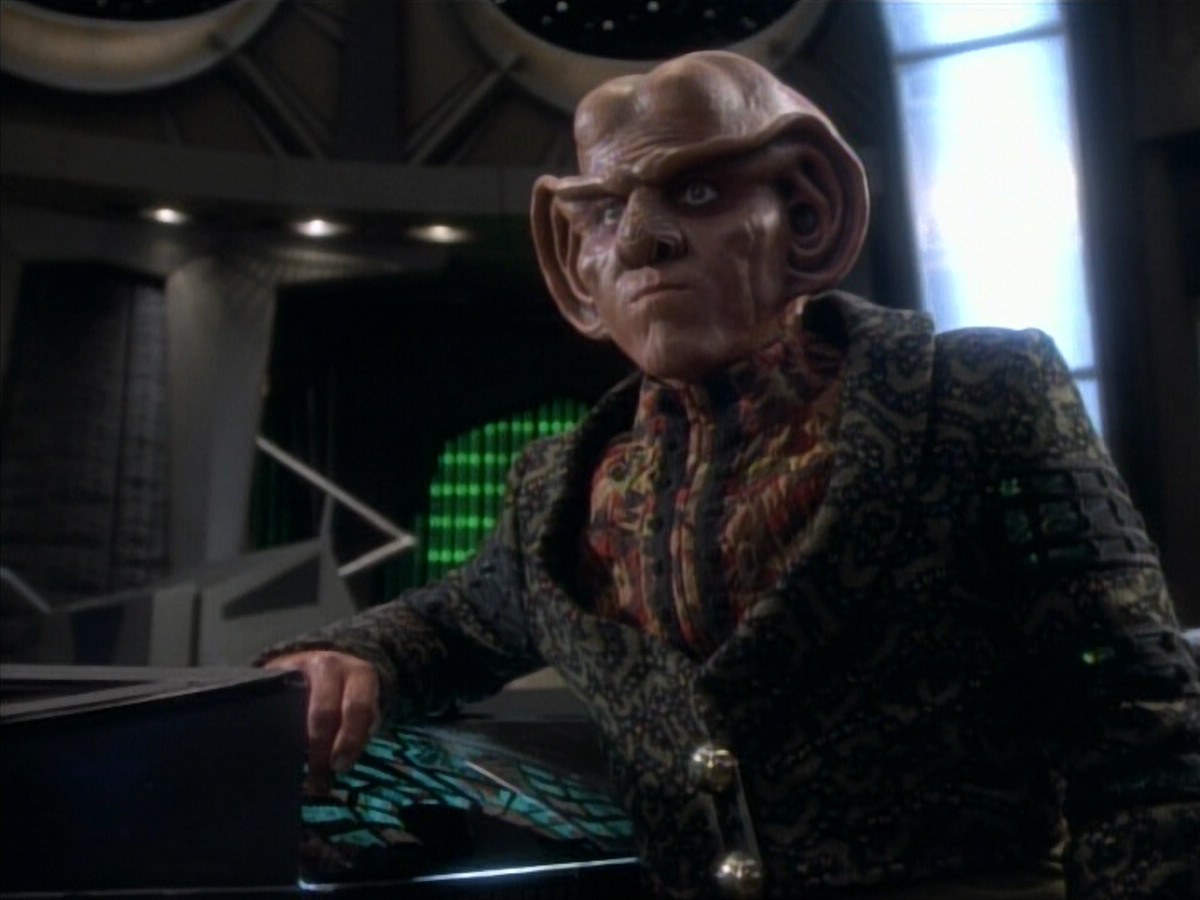 extant_StarTrekDS9_1x05-Babel_03695.jpg