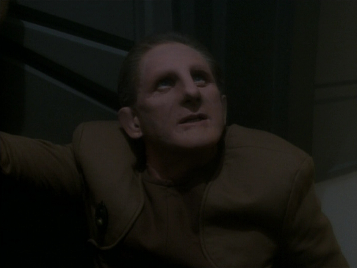 extant_StarTrekDS9_1x05-Babel_03697.jpg