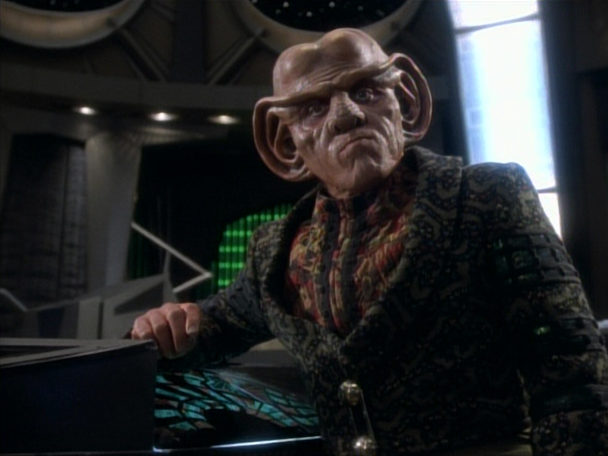 extant_StarTrekDS9_1x05-Babel_03702.jpg